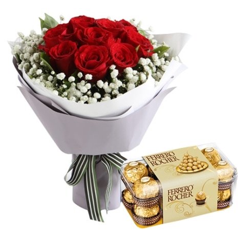red rose bouquet with Ferrero