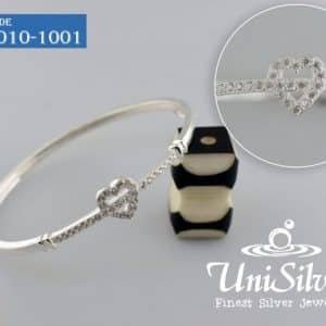 Bangle with heart design