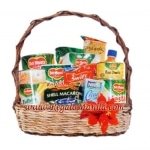 A Simple Christmas Basket