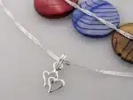 Twisted Chain with Hearts Overlapped