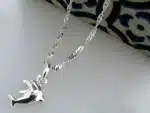Twisted Chain with Thin Dolphin