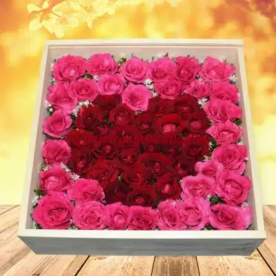 Roxanne - Heart Rose Box
