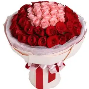 Red andPink roses Bouquet
