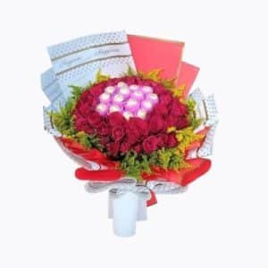 Exclusive Roses and Ferrero Bouquet