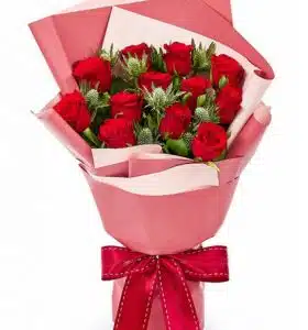 Bouquet of a dozen roses