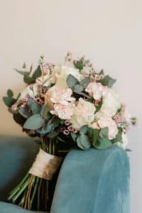 Personalized flower bouquet gift.