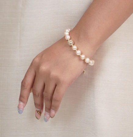 Freshwater Pearl Bracelet in Peach