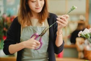 Strip Leaves to Make Sure Focusing Flowers Stay Focused 