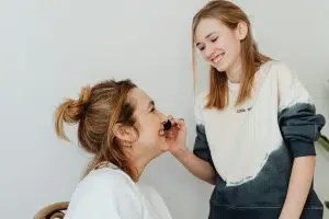  O.TWO.O Full Face Makeup Set – a perfect Mother’s Day gift idea featuring foundation, concealer, blush, highlighter, eyeshadow, and lipstick for a flawless and radiant look.